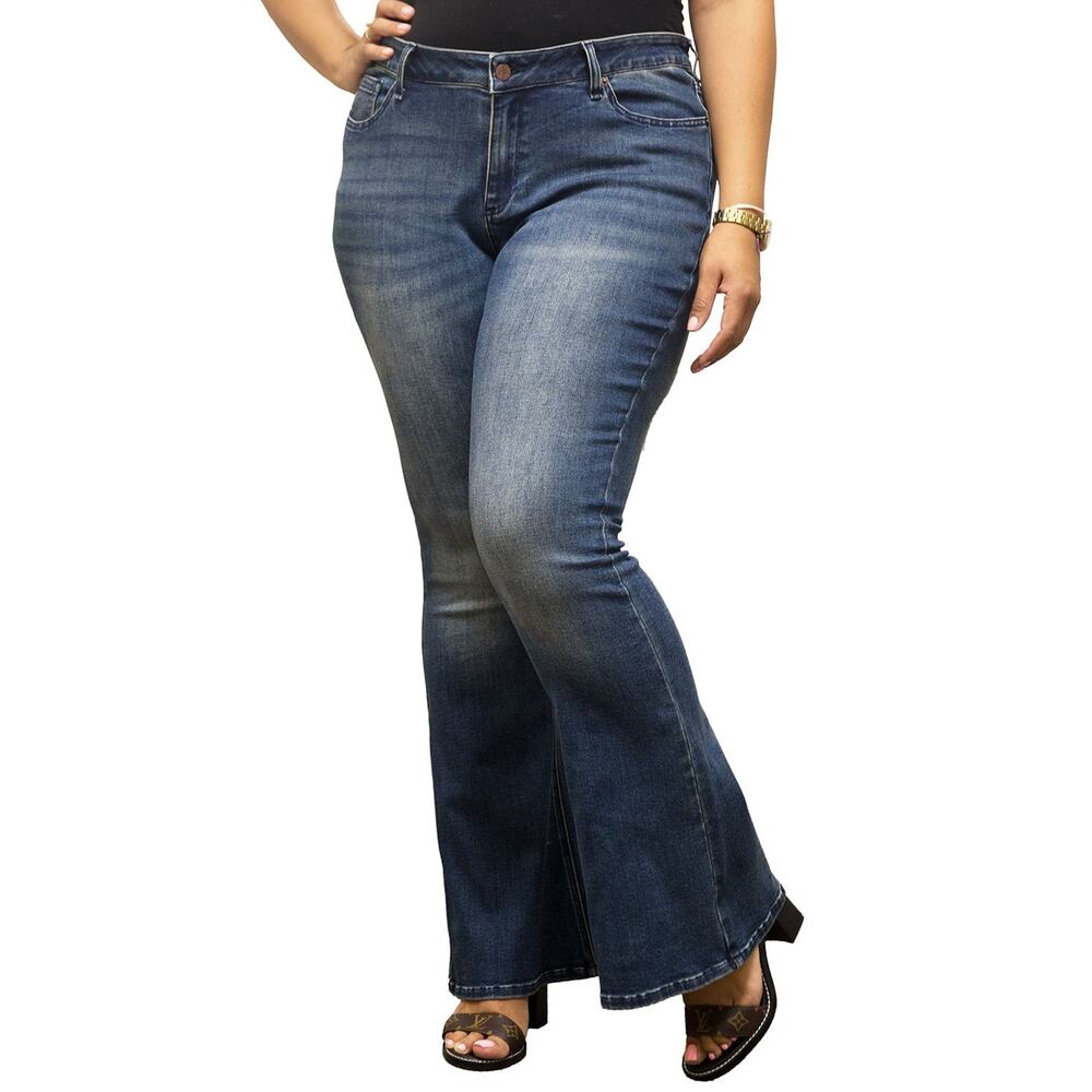 Poetic Justice Kylie Curvy Fit Flare Leg Jeans in Navy FA16556DMB